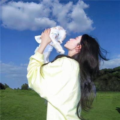 穿书后，她把悲剧变爽文